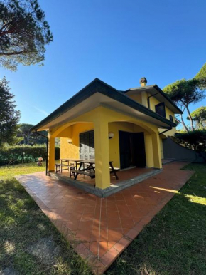 VILLA Fortini Marina Di Massa